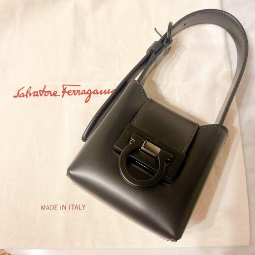 Salvatore ferragamo trifolio - salvatore,