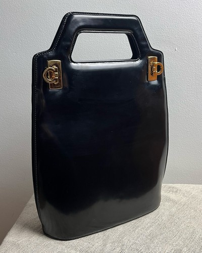 Ferragamo wanda black patent - black,